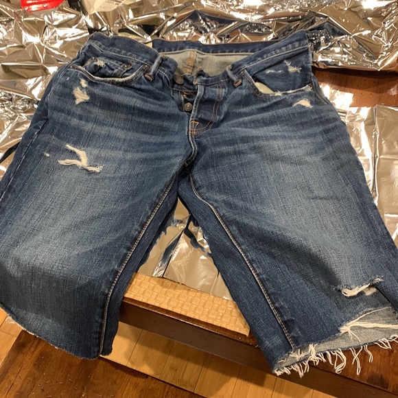 Mens 31/32 Abercrombie & Fitch Denim Shorts. - Picture 3 of 7